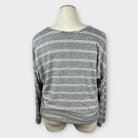 Torrid Super Soft Striped V-Neck Sweater 2X Gray White Pullover Preppy Academia - Picture 5 of 10